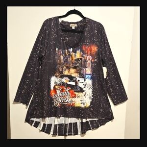 One World long sleeve New York Christmas New Year Graphics Hi-Lo tunic Sz.1X